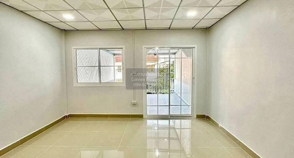 Reihenhaus zum Kauf mit 2 Zimmer in Mueang Nonthaburi, Nonthaburi
