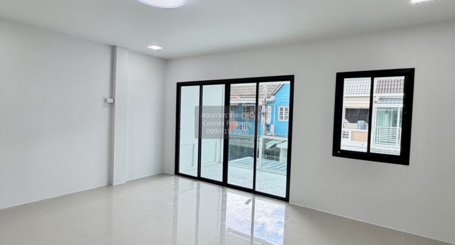 À vendre 3 chambres maison de ville à Bang Yai, Nonthaburi