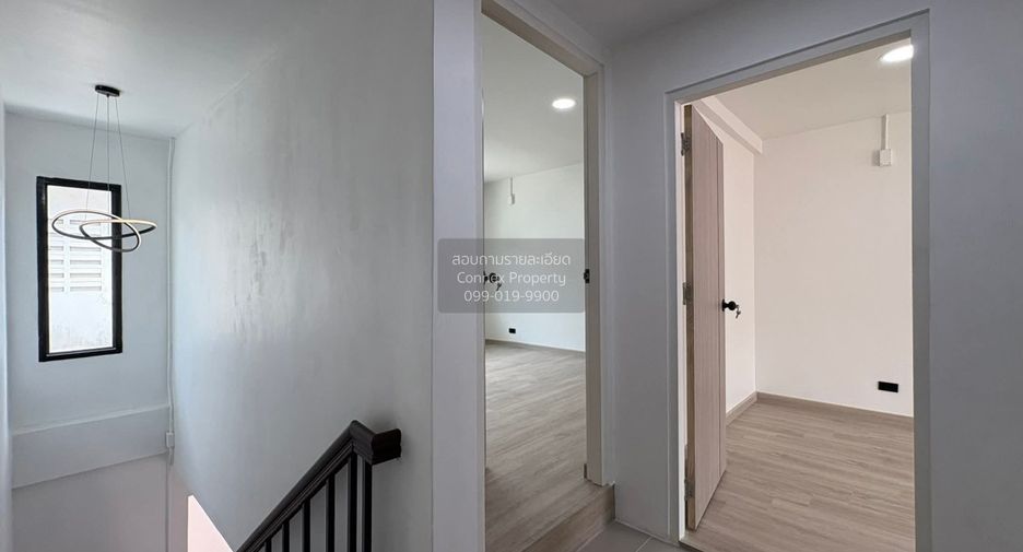 Casa adosada en venta de 3 habitaciones en Bang Kruai, Nonthaburi