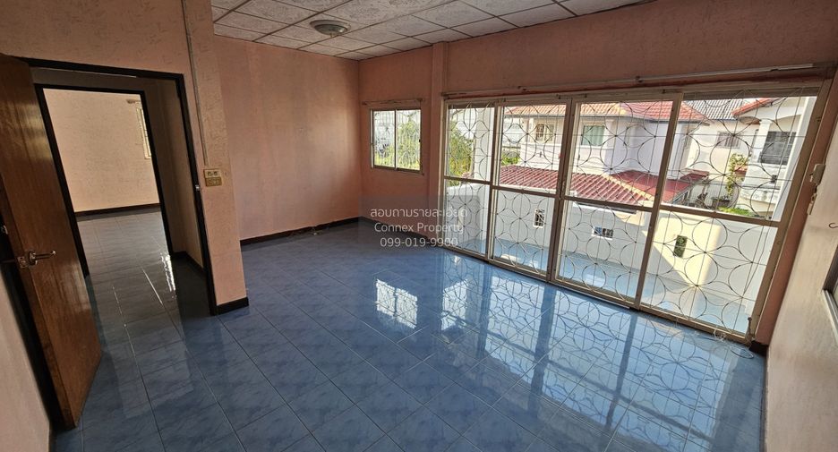 Haus zum Kauf mit 4 Zimmer in Bang Bon, Bangkok