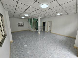 Casa en venta de 4 habitaciones en Bang Bon, Bangkok