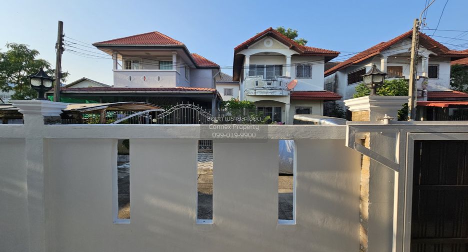 Haus zum Kauf mit 4 Zimmer in Bang Bon, Bangkok