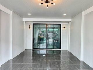 出售 2 卧室 联排别墅 在 Mueang Nonthaburi, Nonthaburi