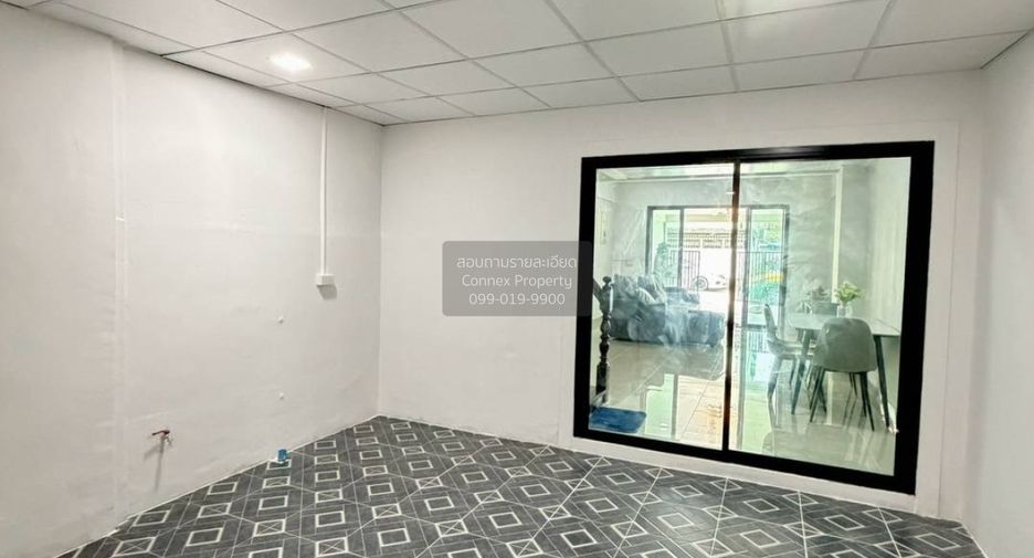 出售 2 卧室 联排别墅 在 Mueang Nonthaburi, Nonthaburi