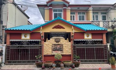 出售 3 卧室 联排别墅 在 Khlong Sam Wa, 曼谷