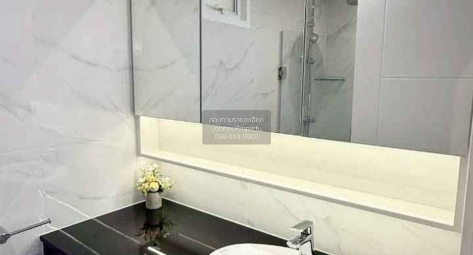 For sale 2 bedrooms condo in Yan Nawa, Bangkok