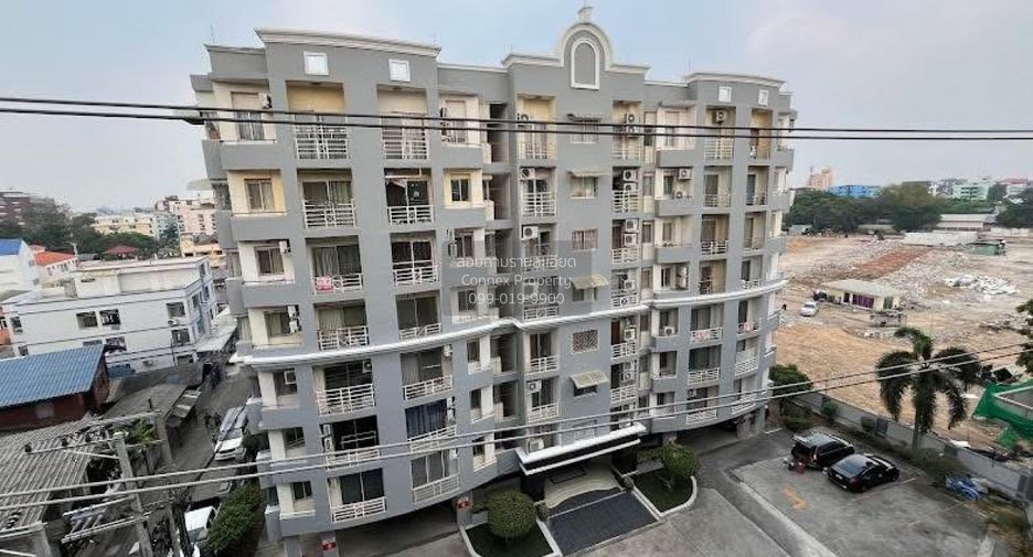 For sale 2 bedrooms condo in Bang Kapi, Bangkok