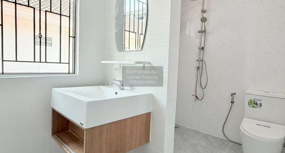 Casa adosada en venta de 3 habitaciones en Bang Yai, Nonthaburi