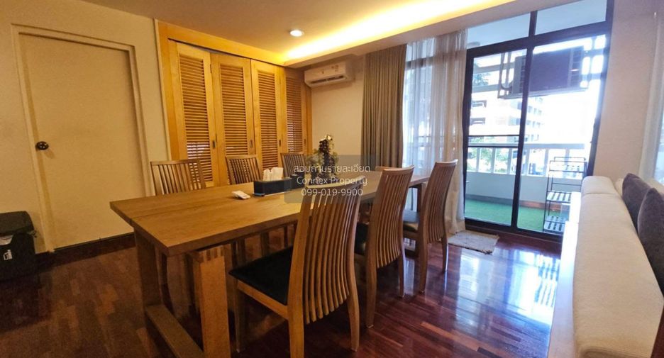 For sale 3 bedrooms condo in Watthana, Bangkok