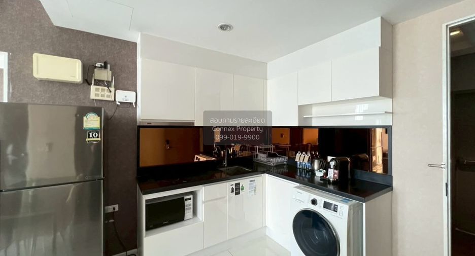 For sale 2 bedrooms condo in Watthana, Bangkok