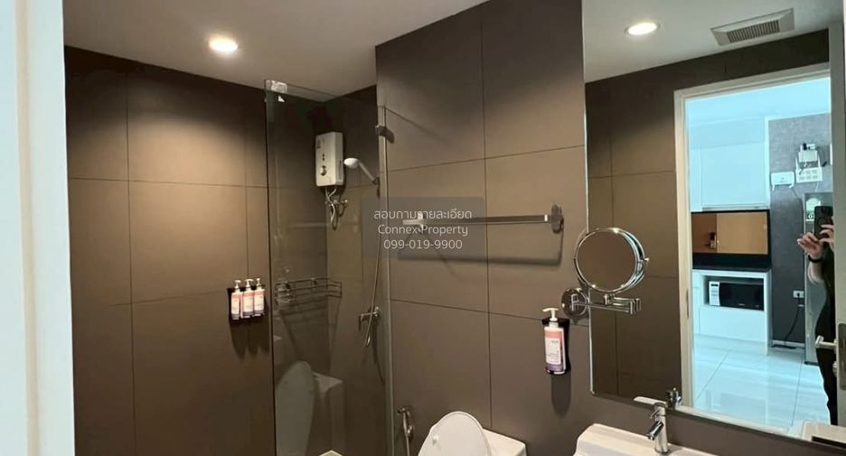 For sale 2 bedrooms condo in Watthana, Bangkok