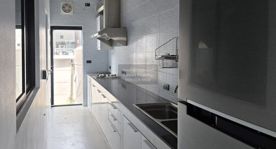 For sale 4 bedrooms house in Bang Kruai, Nonthaburi
