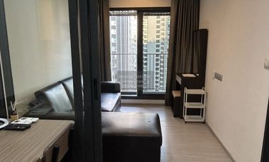For sale 1 bed condo in Huai Khwang, Bangkok