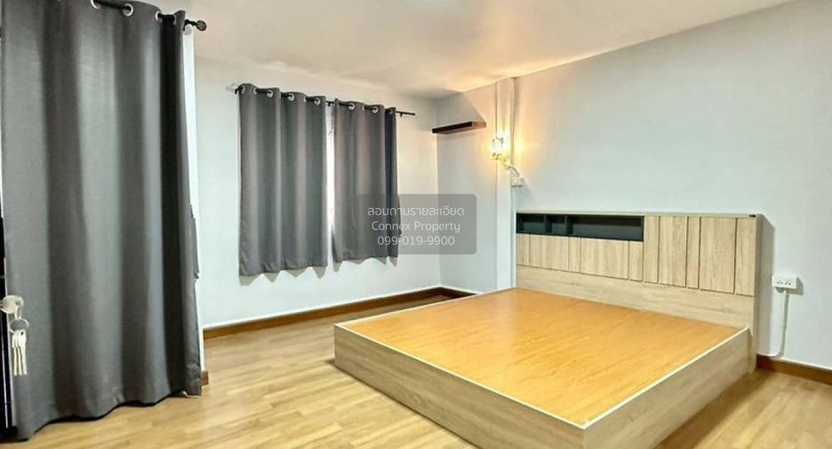 For sale 3 bedrooms townhouse in Bang Bua Thong, Nonthaburi