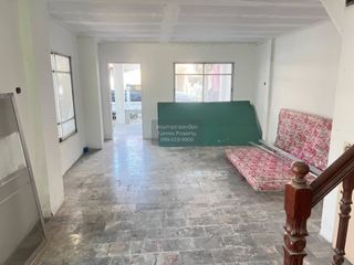 For sale 2 bedrooms townhouse in Khlong Sam Wa, Bangkok