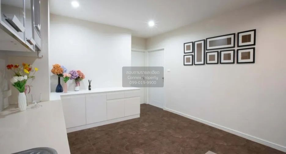 For sale 2 bedrooms condo in Bang Rak, Bangkok