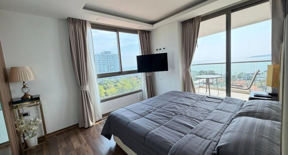 For rent 2 bedrooms condo in Pratumnak, Pattaya