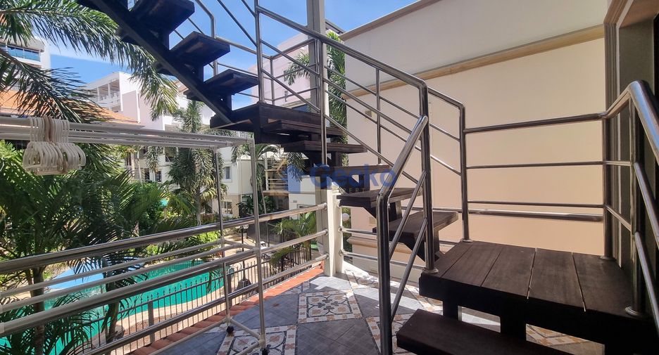 For sale 3 bedrooms house in Pratumnak, Pattaya