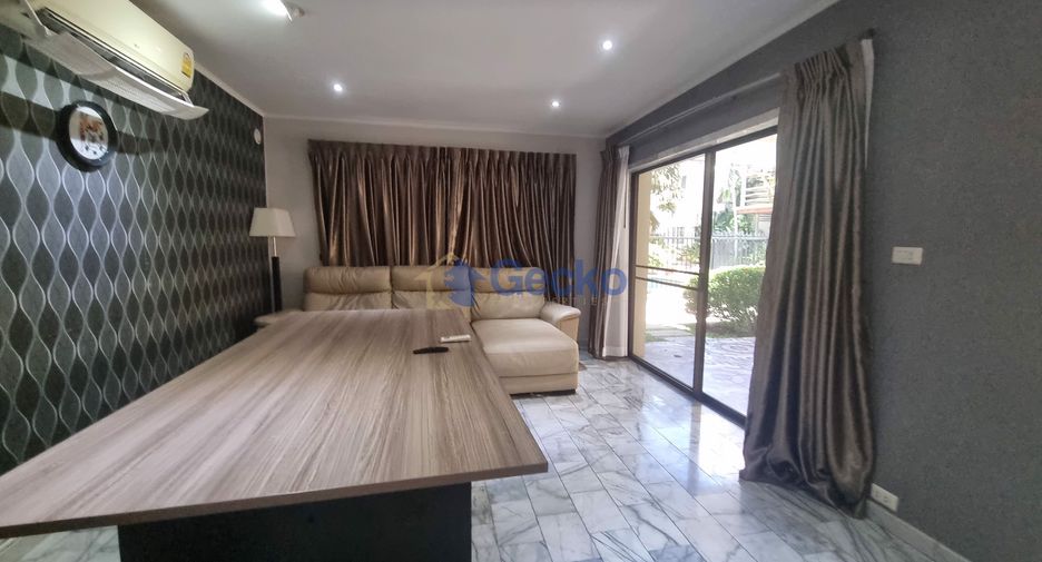 For sale 3 bedrooms house in Pratumnak, Pattaya