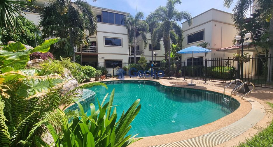 For sale 3 bedrooms house in Pratumnak, Pattaya