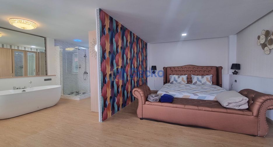 For sale 3 bedrooms house in Pratumnak, Pattaya