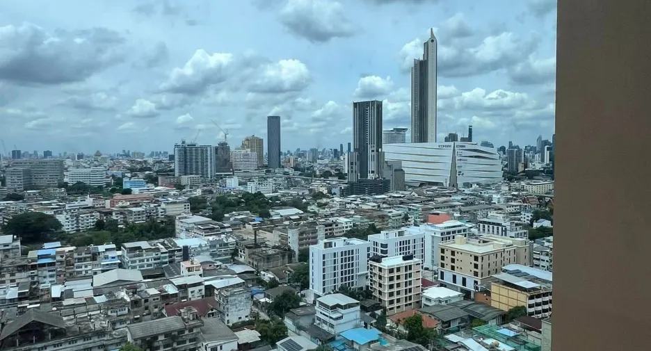 For rent 1 bed condo in Khlong San, Bangkok