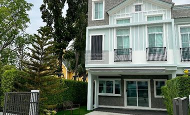 For rent 3 bedrooms townhouse in Prawet, Bangkok