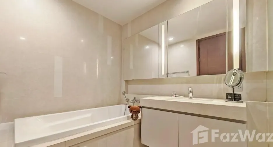For rent 1 bed condo in Watthana, Bangkok