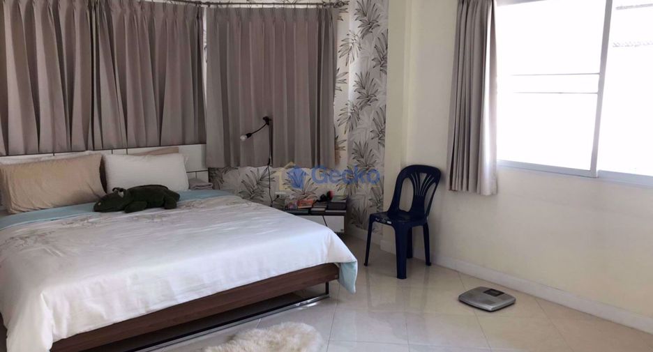 For rent 3 bedrooms house in East Pattaya, Pattaya