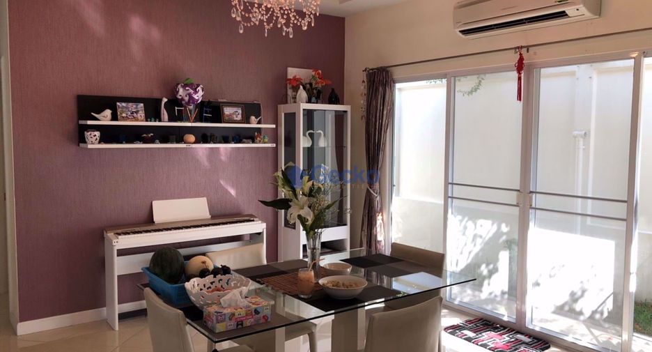 For rent 3 bedrooms house in East Pattaya, Pattaya