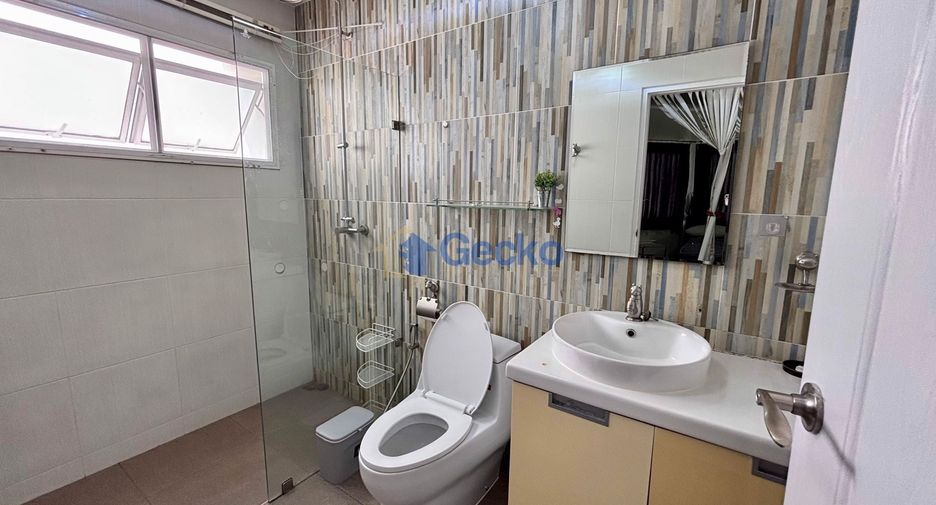 For rent 3 bedrooms house in East Pattaya, Pattaya