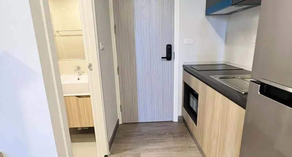 For rent 1 bed condo in Khlong San, Bangkok