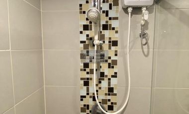 For rent 2 bedrooms condo in Huai Khwang, Bangkok