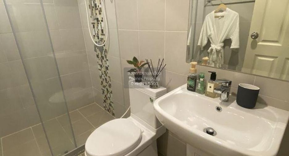 For rent 2 bedrooms condo in Huai Khwang, Bangkok