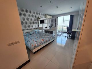 Wohnung zur Miete mit 1 Zimmer in Yan Nawa, Bangkok