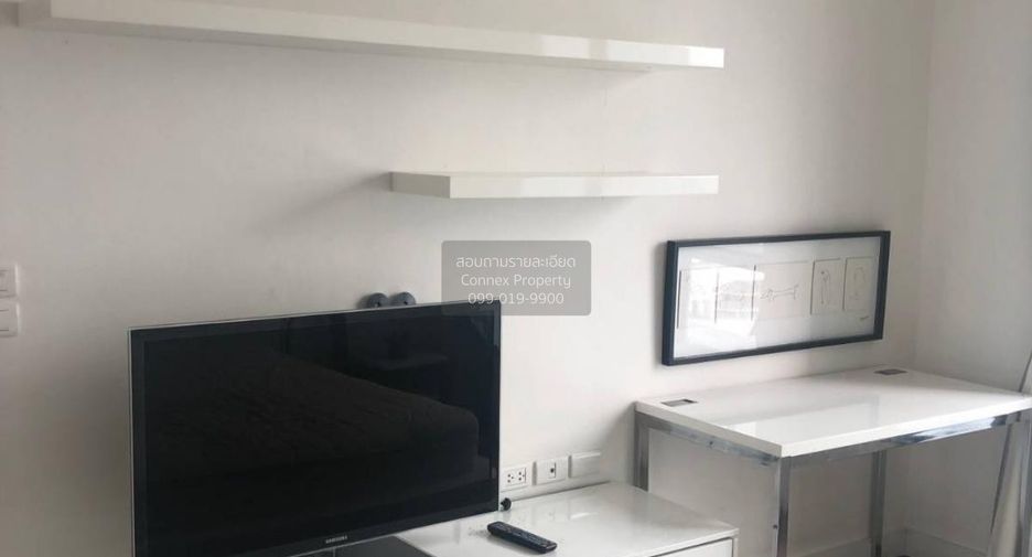 For rent 2 bedrooms condo in Phra Khanong, Bangkok