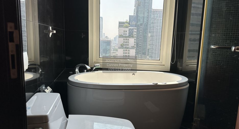 For rent 2 bedrooms condo in Sathon, Bangkok