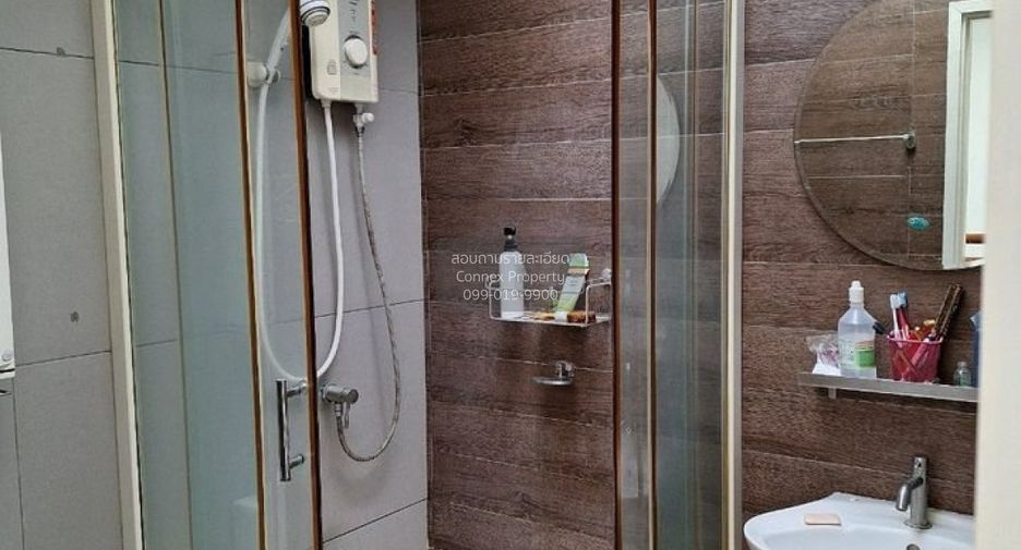 For rent 3 bedrooms townhouse in Bueng Kum, Bangkok
