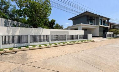For rent 4 bedrooms house in Bang Sao Thong, Samut Prakan