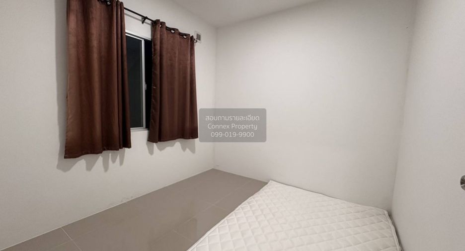 Casa adosada en alquiler de 3 habitaciones en Bang Phli, Samut Prakan