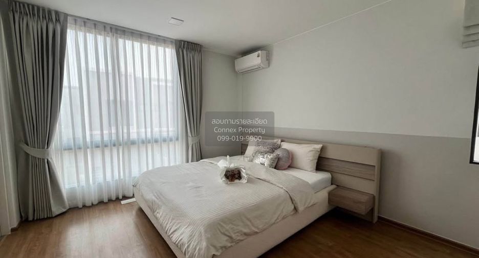 For rent 3 bedrooms townhouse in Bang Phli, Samut Prakan