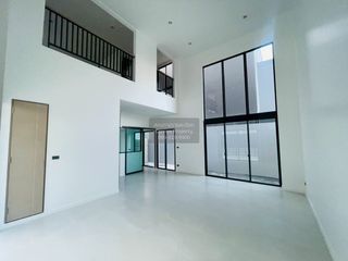出租 4 卧室 独立屋 在 Saphan Sung, 曼谷