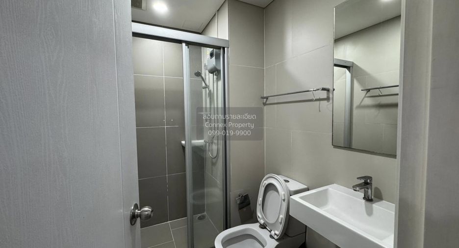 For rent 2 bedrooms condo in Yan Nawa, Bangkok
