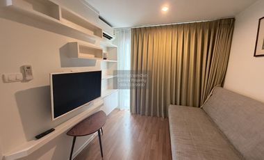 À louer 2 chambres condo à Huai Khwang, Bangkok