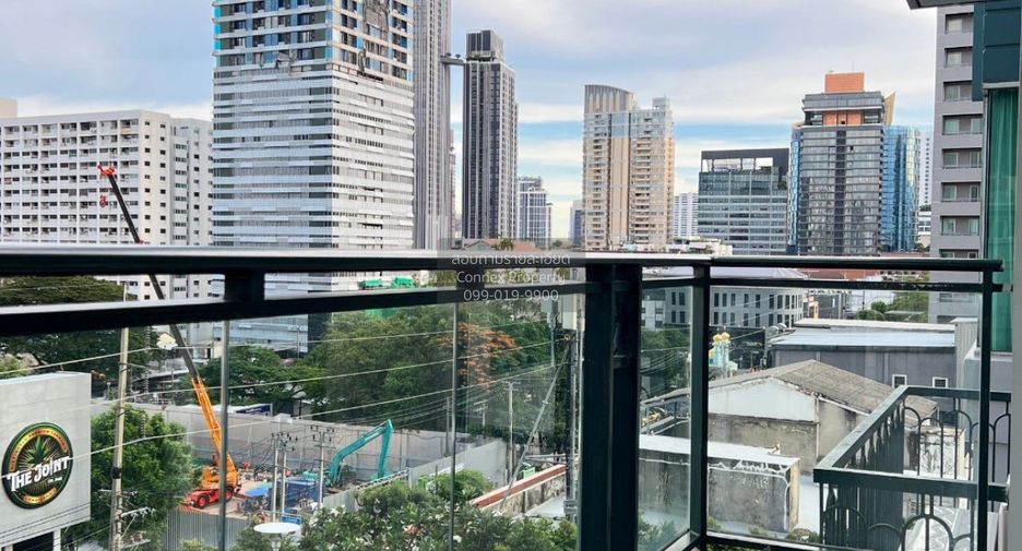Wohnung zur Miete mit 2 Zimmer in Watthana, Bangkok