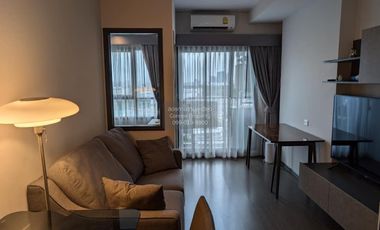 For rent 1 bed condo in Phaya Thai, Bangkok
