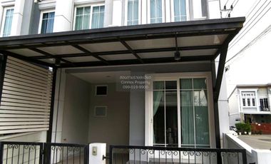 出租 3 卧室 联排别墅 在 Chom Thong, 曼谷