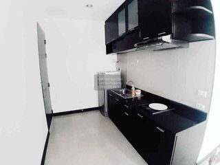 Аренда 1 кровать кондо в Ратчатхещи, Бангкок