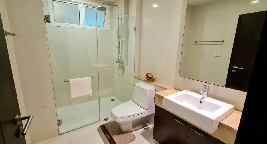 For rent 2 ベッドルーム apartment in Watthana, Bangkok