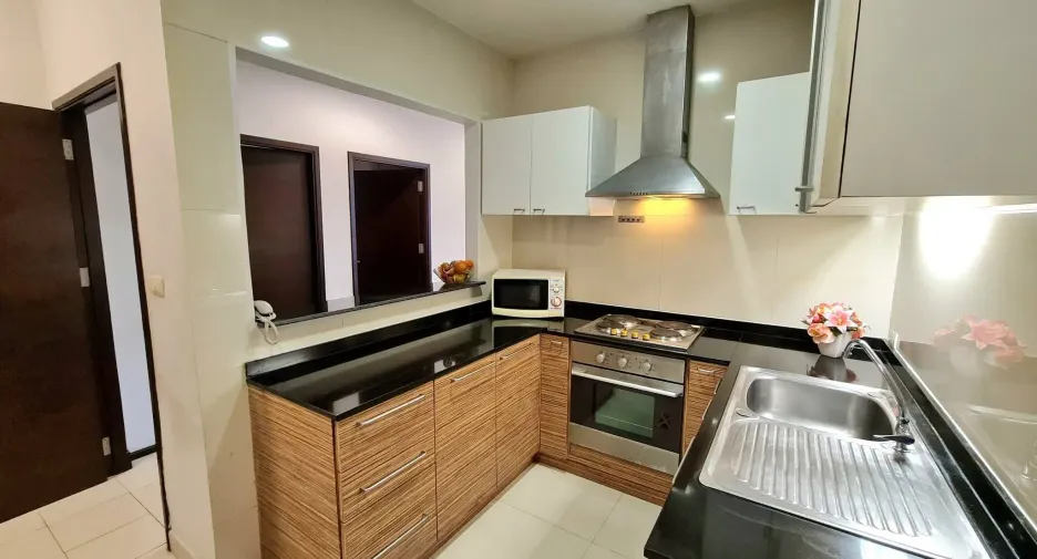 For rent 2 ベッドルーム apartment in Watthana, Bangkok